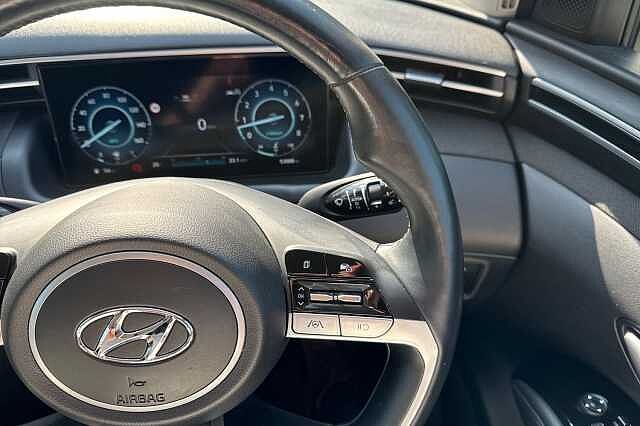 Hyundai TUCSON 1.6 TGDi Premium 5dr 2WD Polar White
