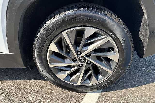 Hyundai TUCSON 1.6 TGDi Premium 5dr 2WD Polar White