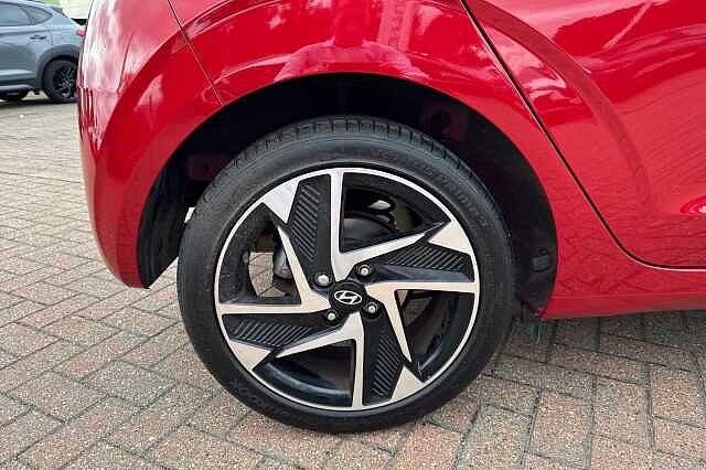 Hyundai i10 1.0 [63] Premium 5dr Auto [Nav]