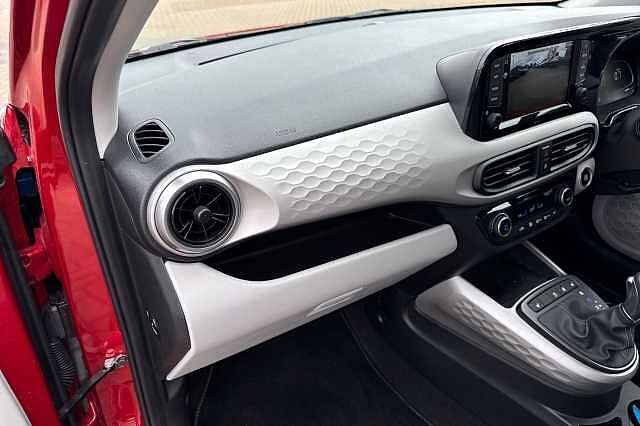 Hyundai i10 1.0 [63] Premium 5dr Auto [Nav]