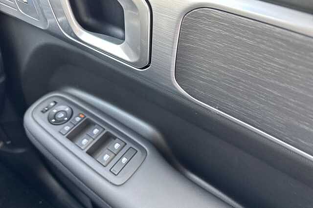 Hyundai SANTA FE 1.6 TGDi 239 Hybrid Ultimate 5dr Auto
