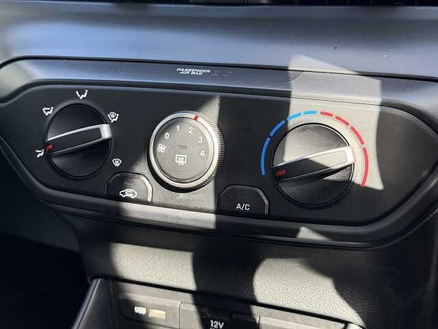 Hyundai i20 1.0T GDi 48V MHD SE Connect 5dr
