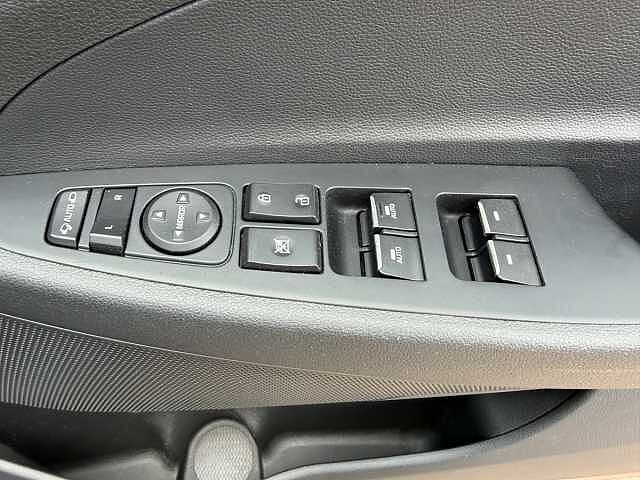 Hyundai TUCSON 1.6 GDi SE Nav 5dr 2WD