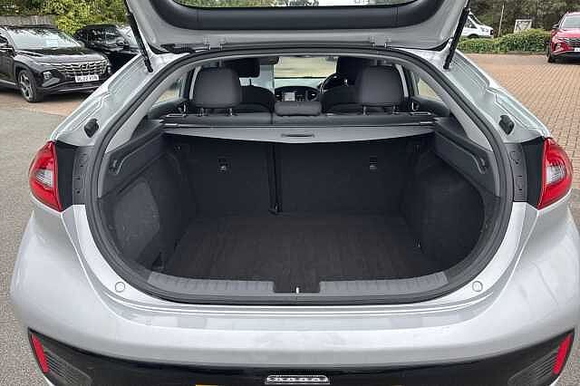 Hyundai IONIQ 1.6 GDi Hybrid Premium 5dr DCT