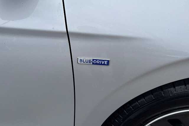 Hyundai IONIQ 1.6 GDi Hybrid Premium 5dr DCT