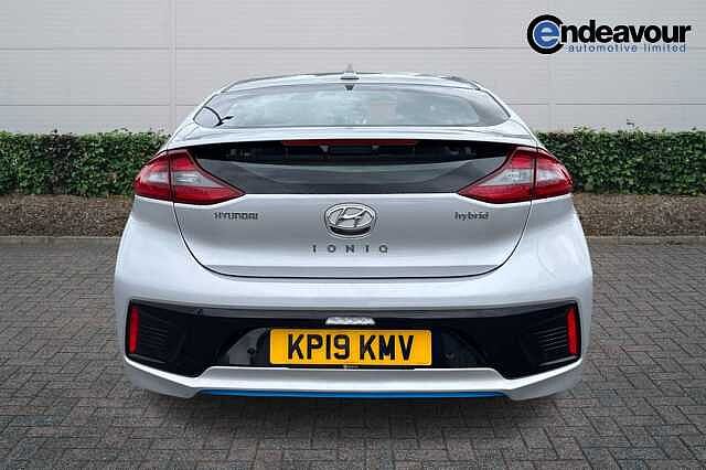 Hyundai IONIQ 1.6 GDi Hybrid Premium 5dr DCT