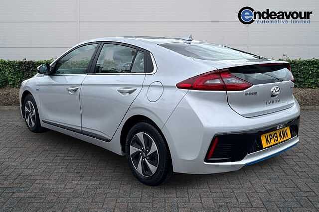 Hyundai IONIQ 1.6 GDi Hybrid Premium 5dr DCT