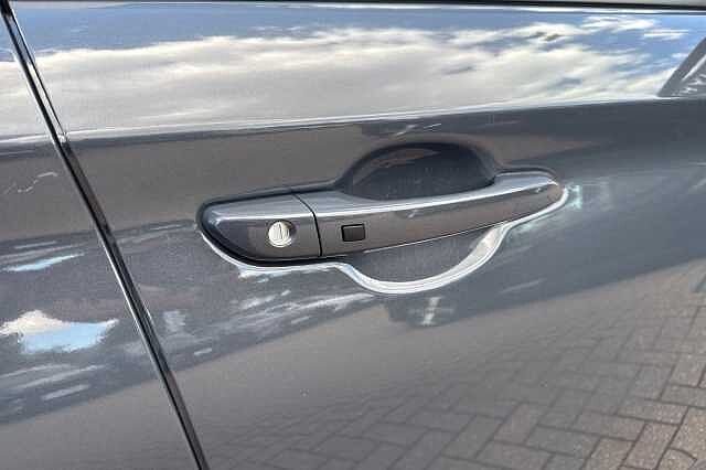 Hyundai KONA 1.6 GDi Hybrid Premium 5dr DCT Ecotronic Grey