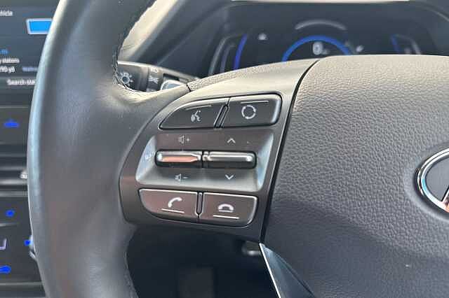 Hyundai IONIQ 100kW Premium 38kWh 5dr Auto