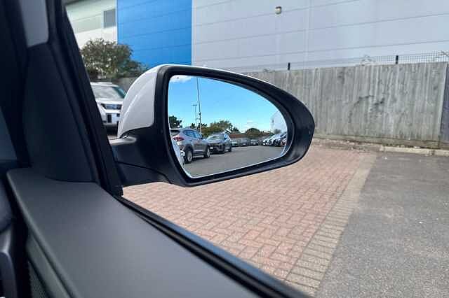 Hyundai IONIQ 100kW Premium 38kWh 5dr Auto