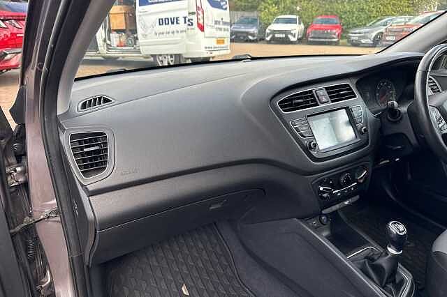 Hyundai i20 1.2 MPi Play 5dr