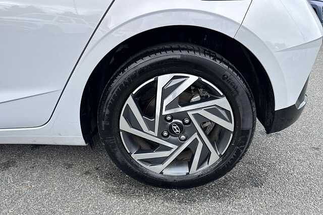 Hyundai i20 1.0T GDi Advance 5dr