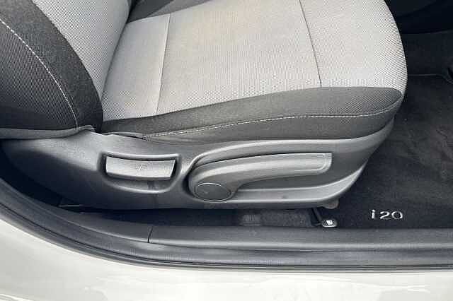 Hyundai i20 1.2 MPi Play 5dr