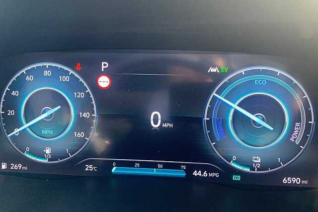 Hyundai SANTA FE 1.6 TGDi Hybrid Ultimate 5dr Auto