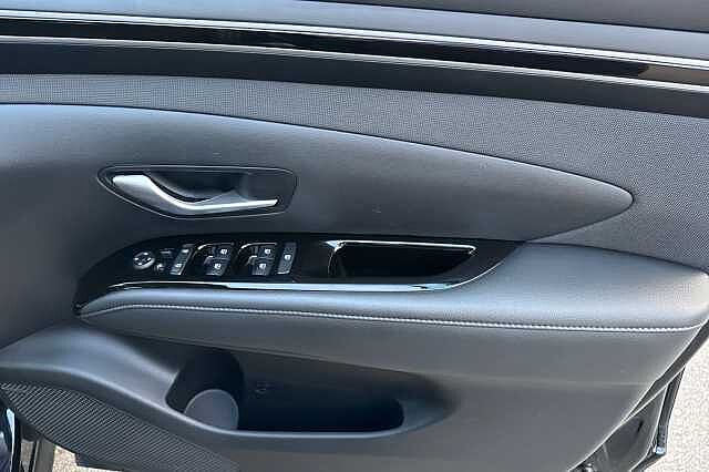 Hyundai TUCSON 1.6 TGDi Hybrid 230 Premium 5dr 2WD Auto