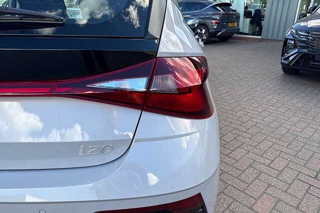 Hyundai i20 1.0T GDi 90 Element 5dr DCT