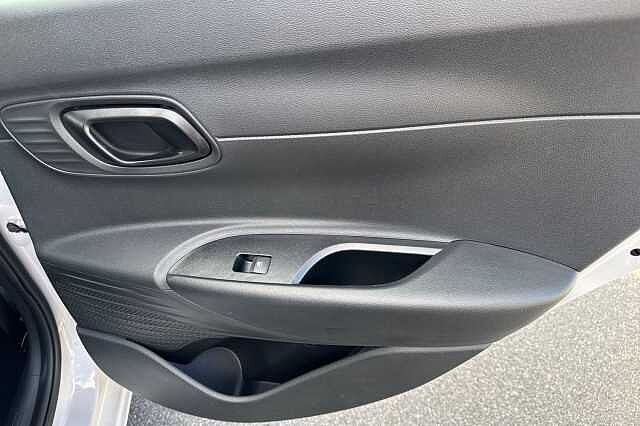 Hyundai i20 1.0T GDi 90 Element 5dr DCT