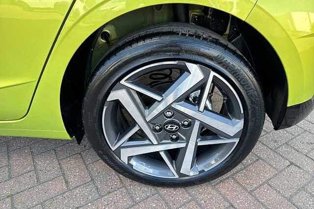 Hyundai i20 1.0T GDi 90 Tech Line 5dr DCT