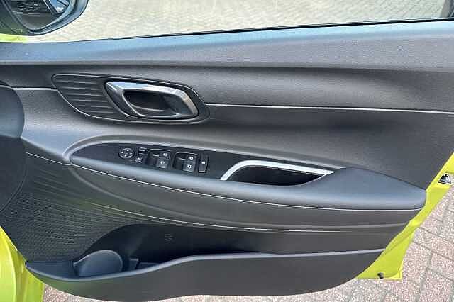 Hyundai i20 1.0T GDi 90 Tech Line 5dr DCT