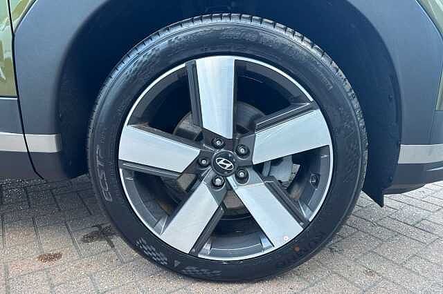 Hyundai SANTA FE 1.6 TGDi 239 Hybrid Premium 5dr Auto