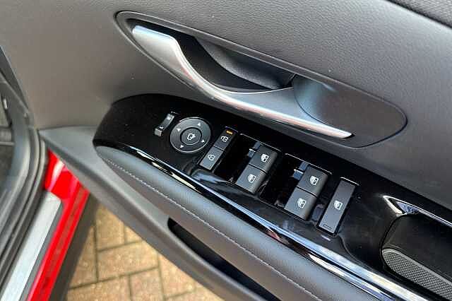 Hyundai TUCSON 1.6T 239 Hybrid Black Line 5dr Auto