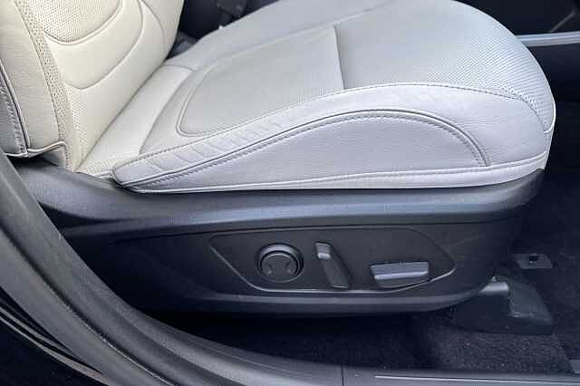 Hyundai TUCSON 1.6 TGDi Plug-in Hybrid Ultimate 5dr 4WD Auto