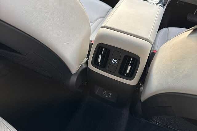Hyundai TUCSON 1.6 TGDi Plug-in Hybrid Ultimate 5dr 4WD Auto